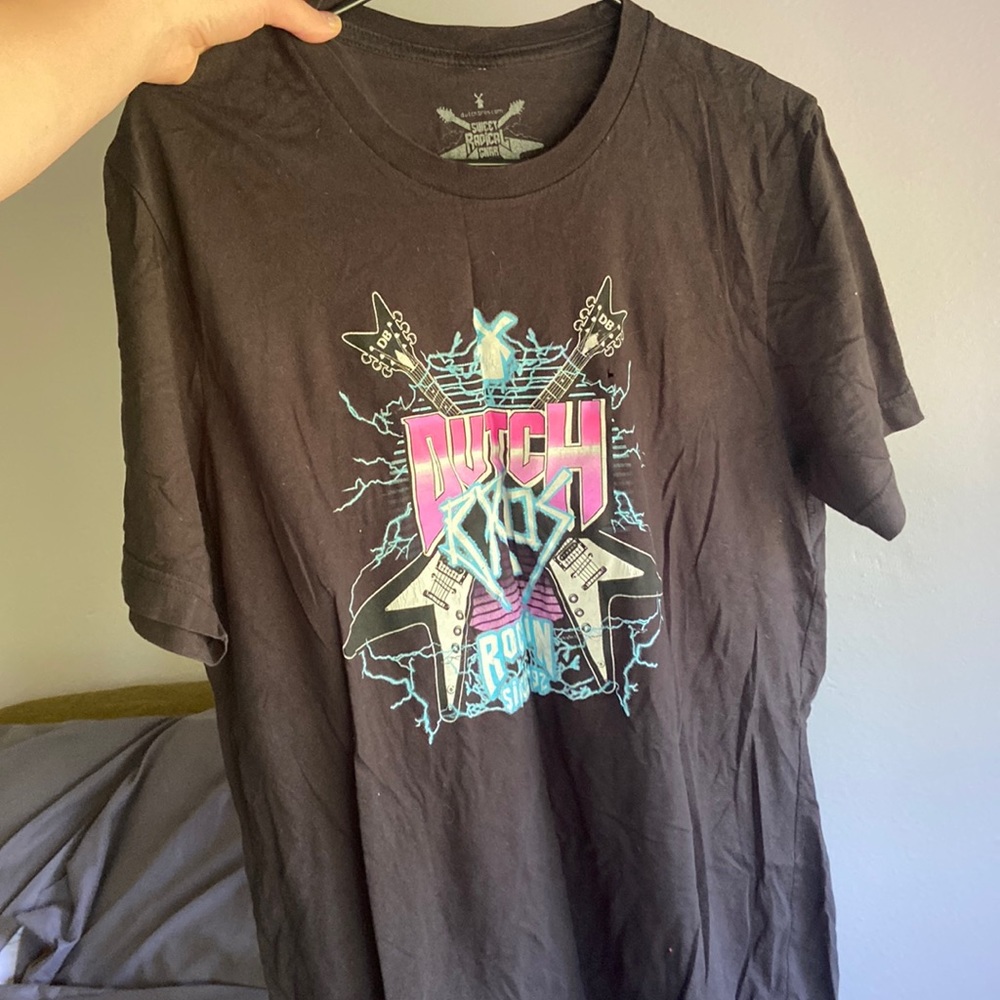 Dutch Bros T Shirt Roastin and Rockin
